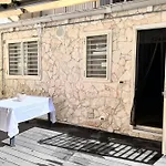 Lady Luxury Apartman