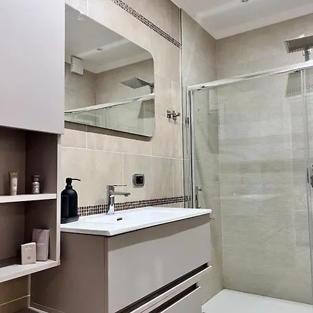 Lady Luxury Apartment Bari
